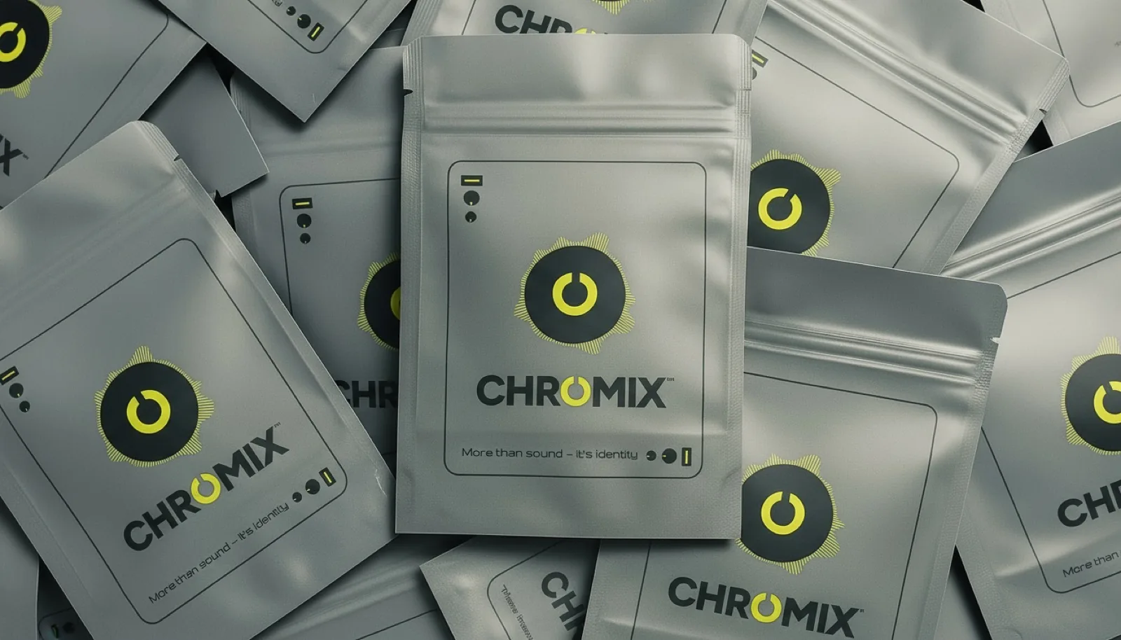 ChromixGear Realistic packaging render · Alkeme Design
